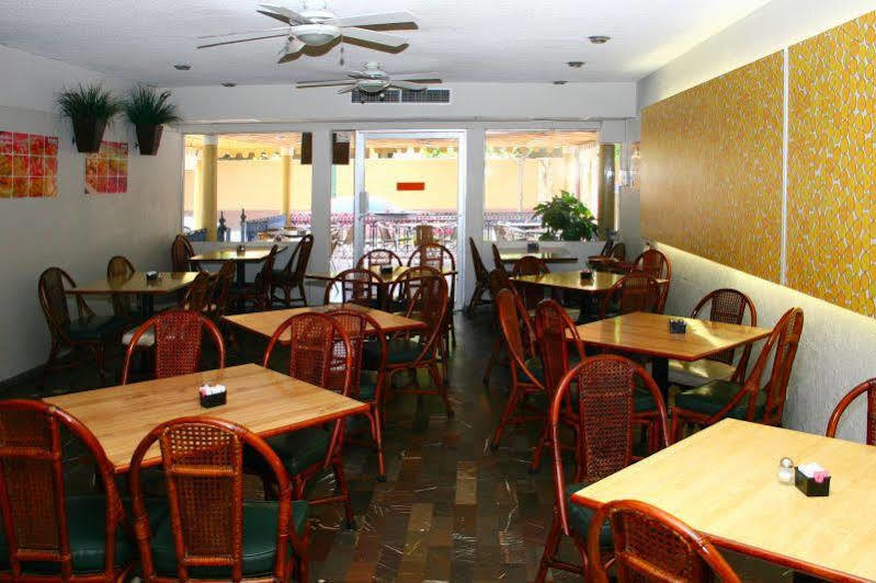 Hotel Azteca Inn 마사틀란 외부 사진